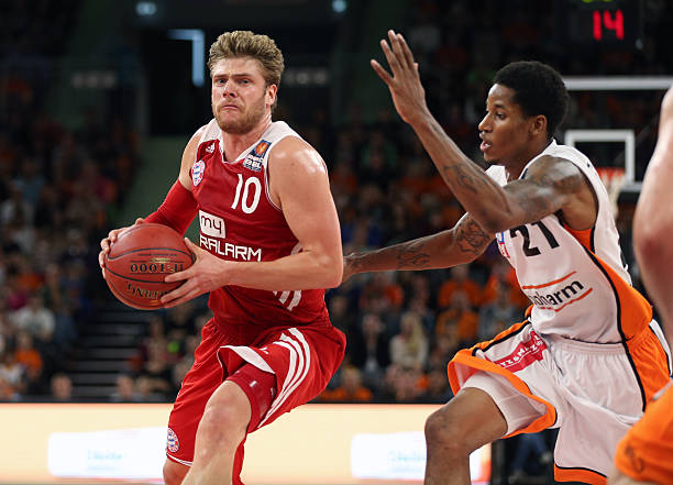 悬而未决的 悬而未决的